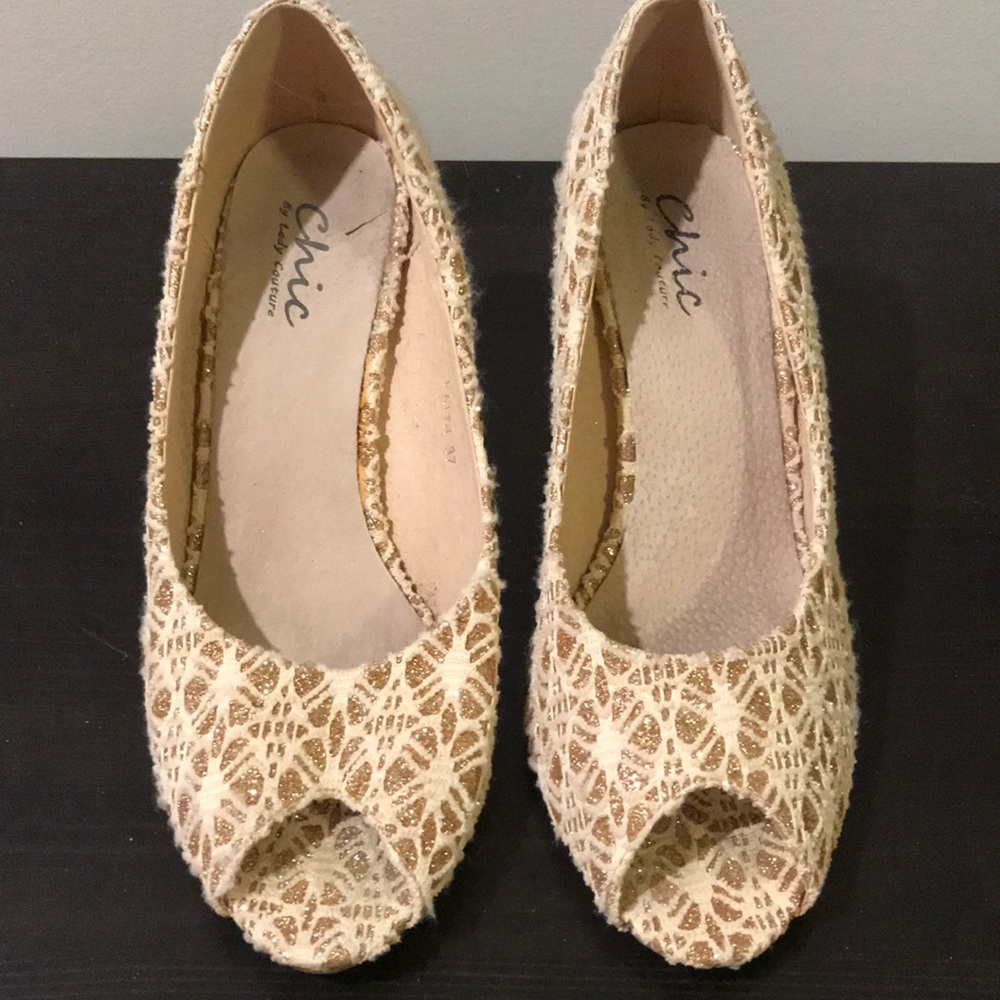 Sparkly Wedges! Great for a wedding!